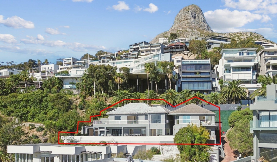 7 Bedroom Property for Sale in Bantry Bay Western Cape